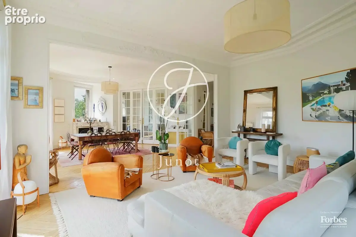 Paris 7e - SAINT DOMINIQUE / CHAMP DE MARS - Appartement - 7 pièces - 201,63m² - 202,80m² au sol - 4/5 chambres - Vues dégagées  - photo 7