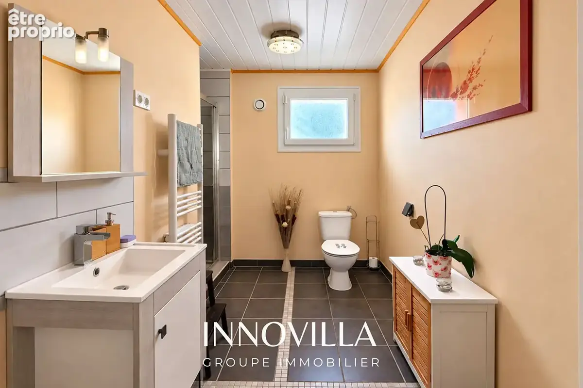 Maison familiale T6 , proche commodités . - photo 17