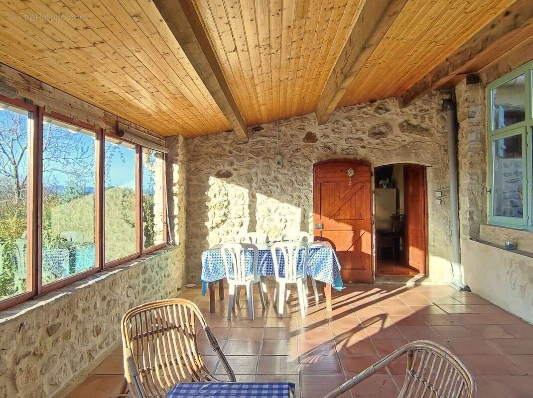 Maison à ALLEGRE-LES-FUMADES