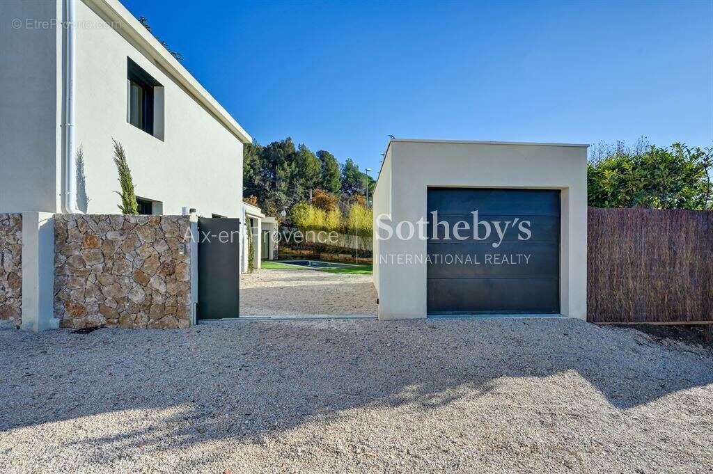 Maison à AIX-EN-PROVENCE