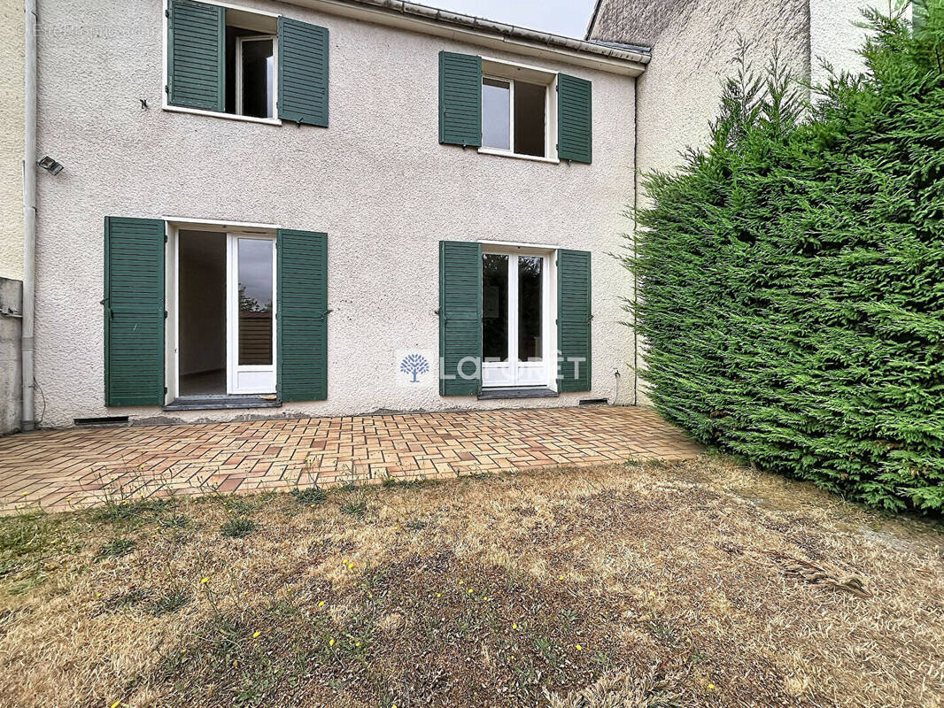 Maison à PARTHENAY