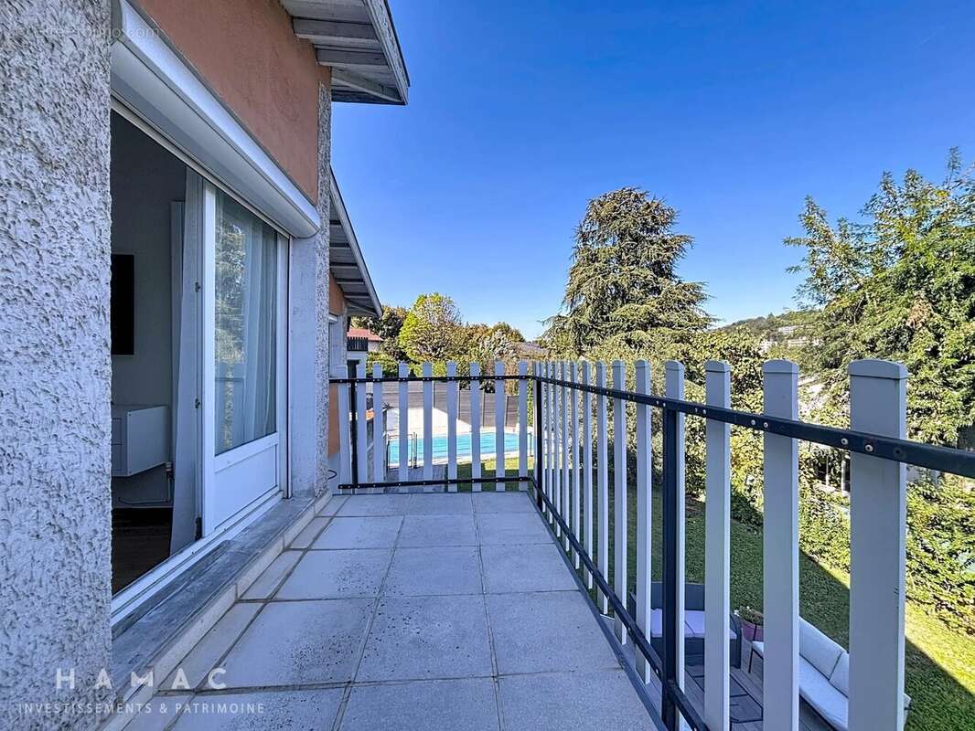 Maison à SAINTE-FOY-LES-LYON