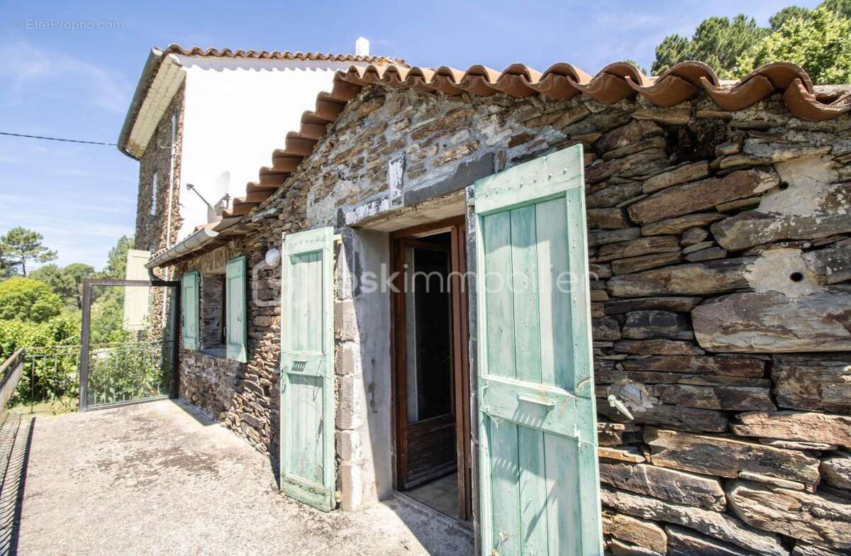 Maison à SAUMANE