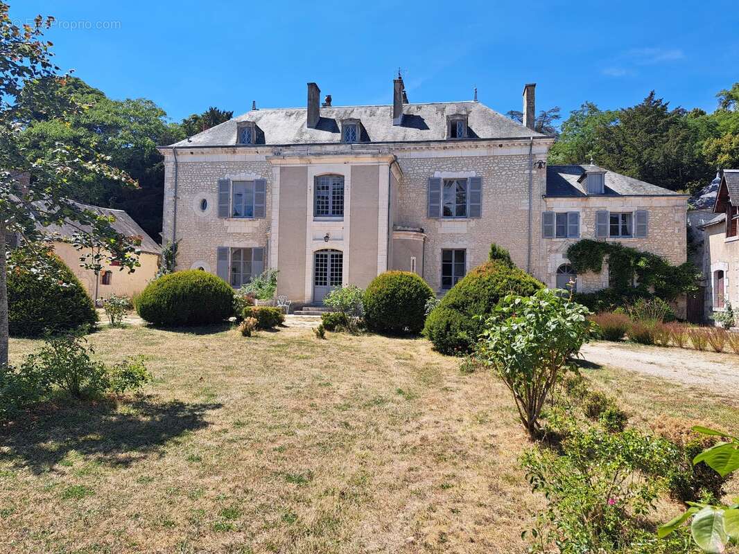 Photo Maison à Douadic au prix de 575 580€