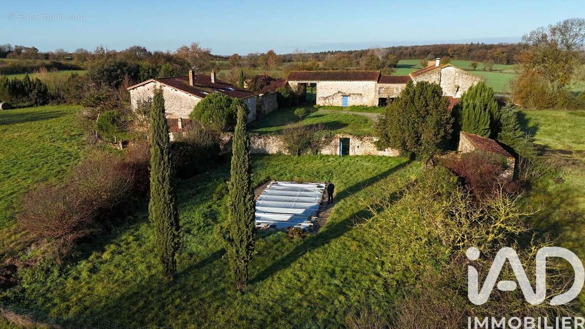 Photo 8 - Maison à SAINT-GERMAIN-DE-PRINCAY