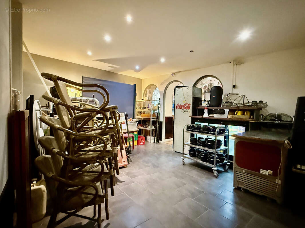 Commerce à CHATEAURENARD