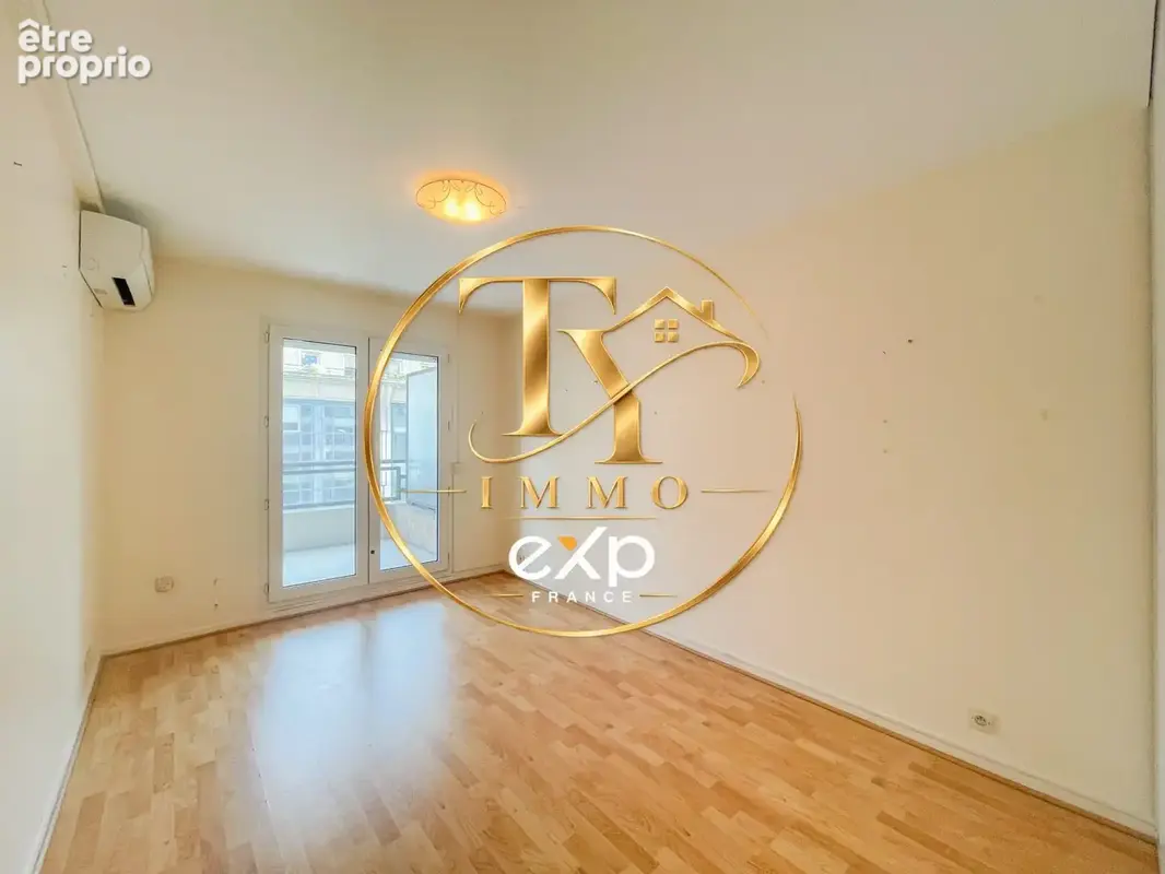 Appartement 105 m² à Marseille-8e  - photo 7