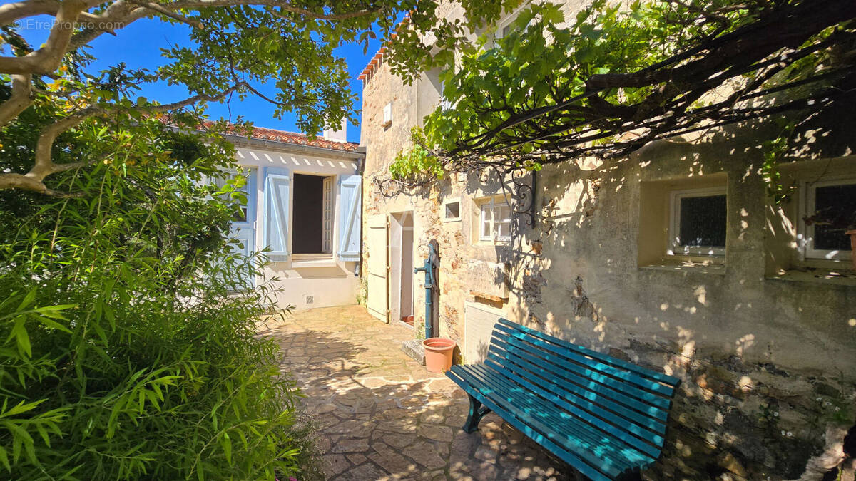 Maison à L&#039;ILE-D&#039;OLONNE