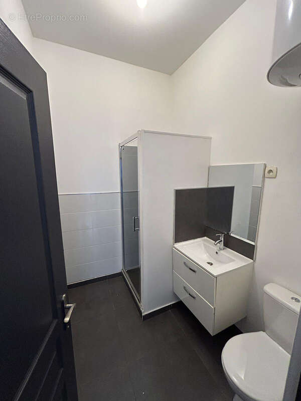 Appartement à MARSEILLE-4E