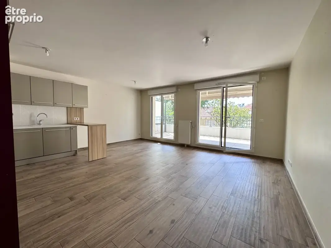 Appartement à LE PERREUX-SUR-MARNE