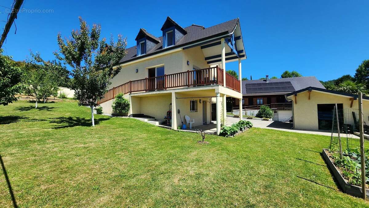 Maison à ASSON