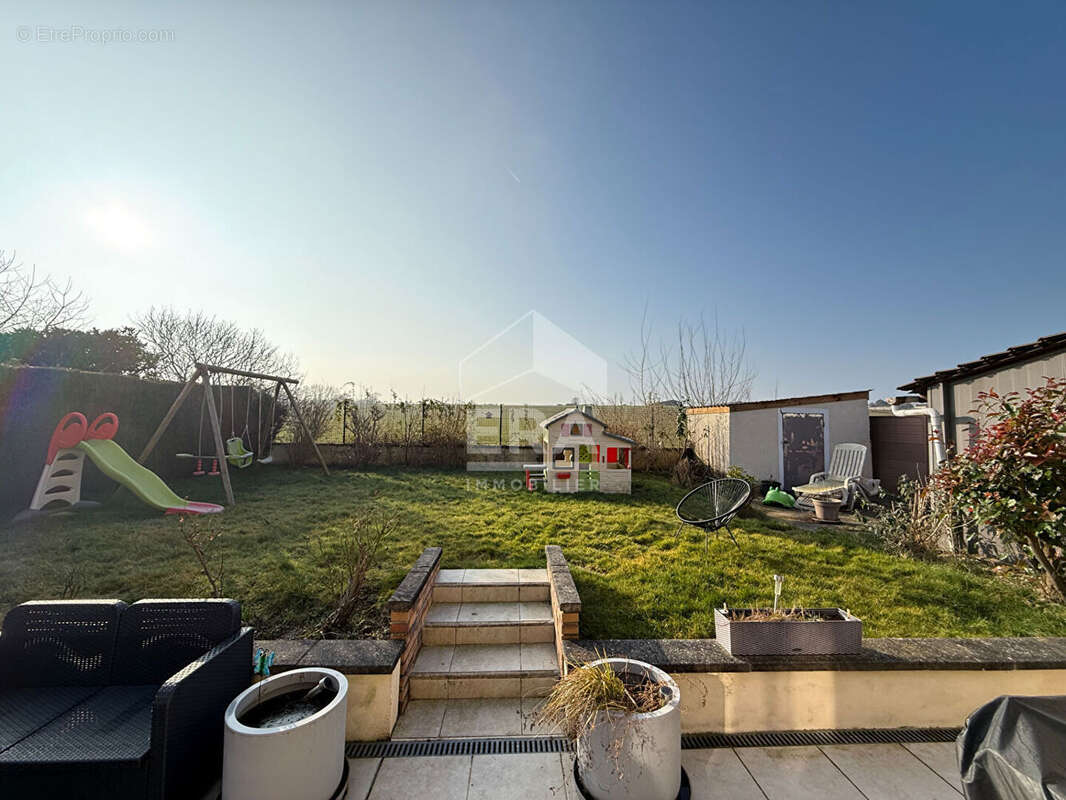 Maison à BRIE-COMTE-ROBERT