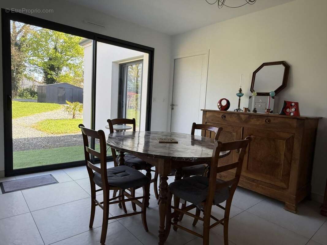 Maison à LE MAY-SUR-EVRE