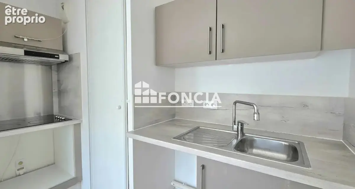 SAINT-BRICE-SOUS-FORÊT – Appartement 2 pièces avec balcon et stationnement - photo 3