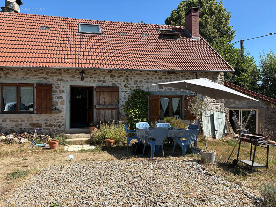 Maison à CHAMPNETERY