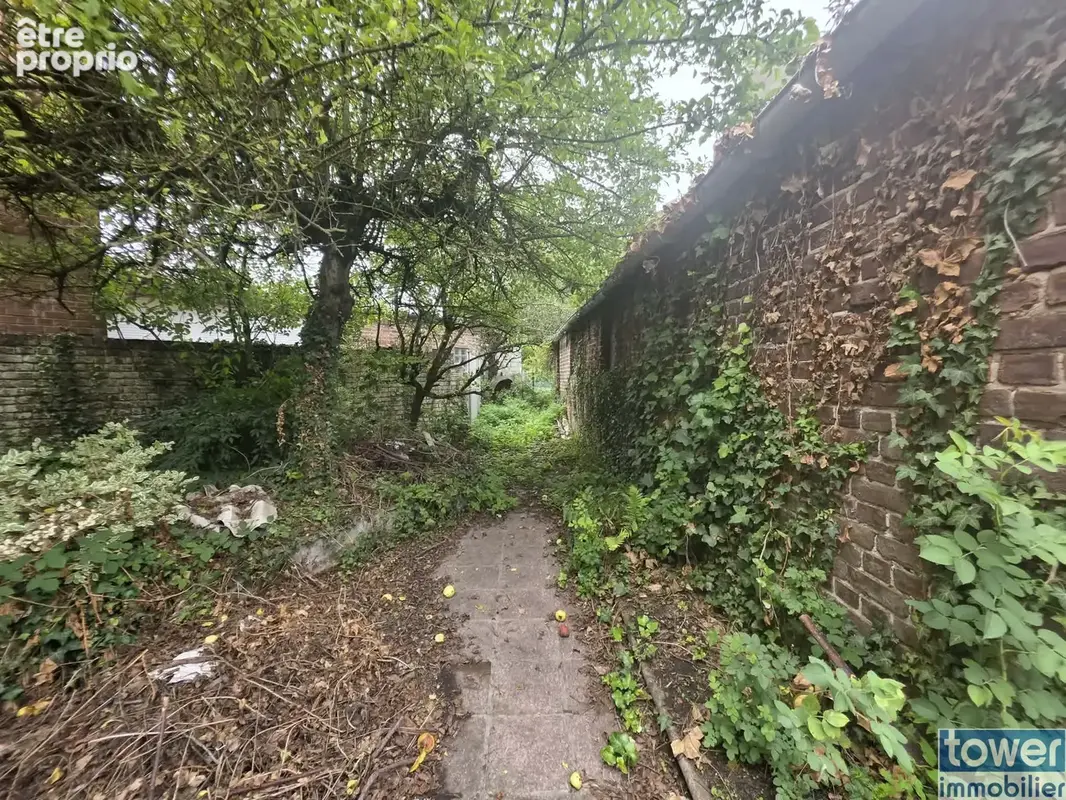 Maison 151 m2 à rénover   Beaux volumes, jardin et nombreuses possibilités - photo 2