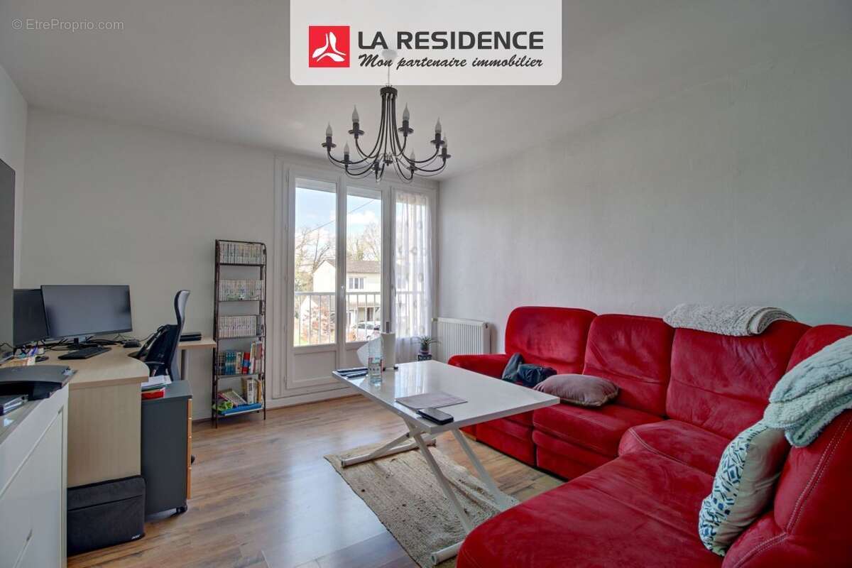 Appartement à SAINT-ETIENNE-DU-ROUVRAY