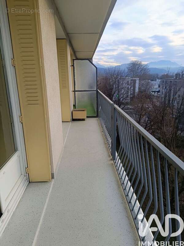 Photo 6 - Appartement à SAINT-MARTIN-D'HERES