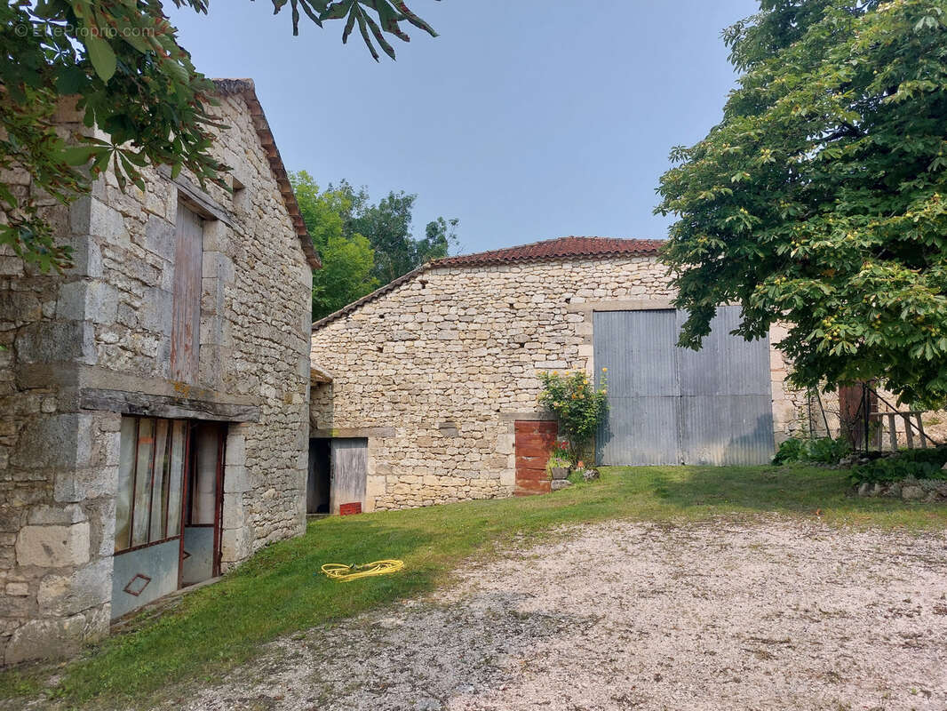 Maison à BAGAT-EN-QUERCY