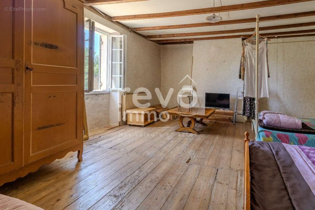 Maison à SAUVETERRE-DE-GUYENNE