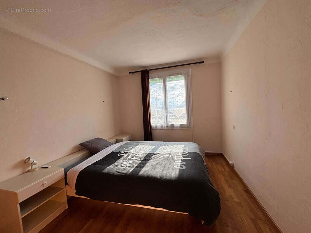 Appartement à MARSEILLE-12E