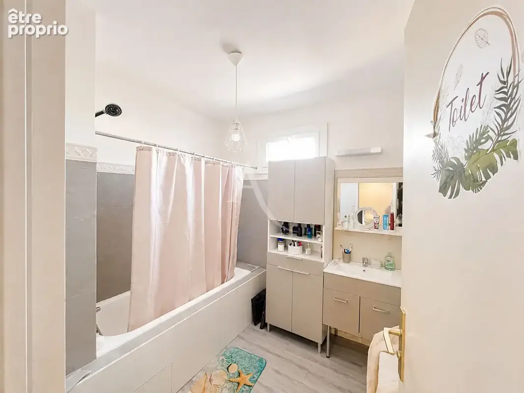 Salon-de-Provence Spacieux T3 de 80 m² avec garage et deux balcons - photo 5