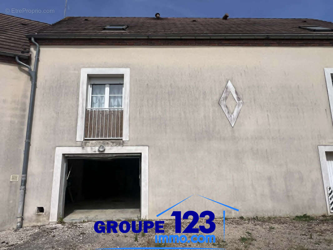 Maison à PERRIGNY