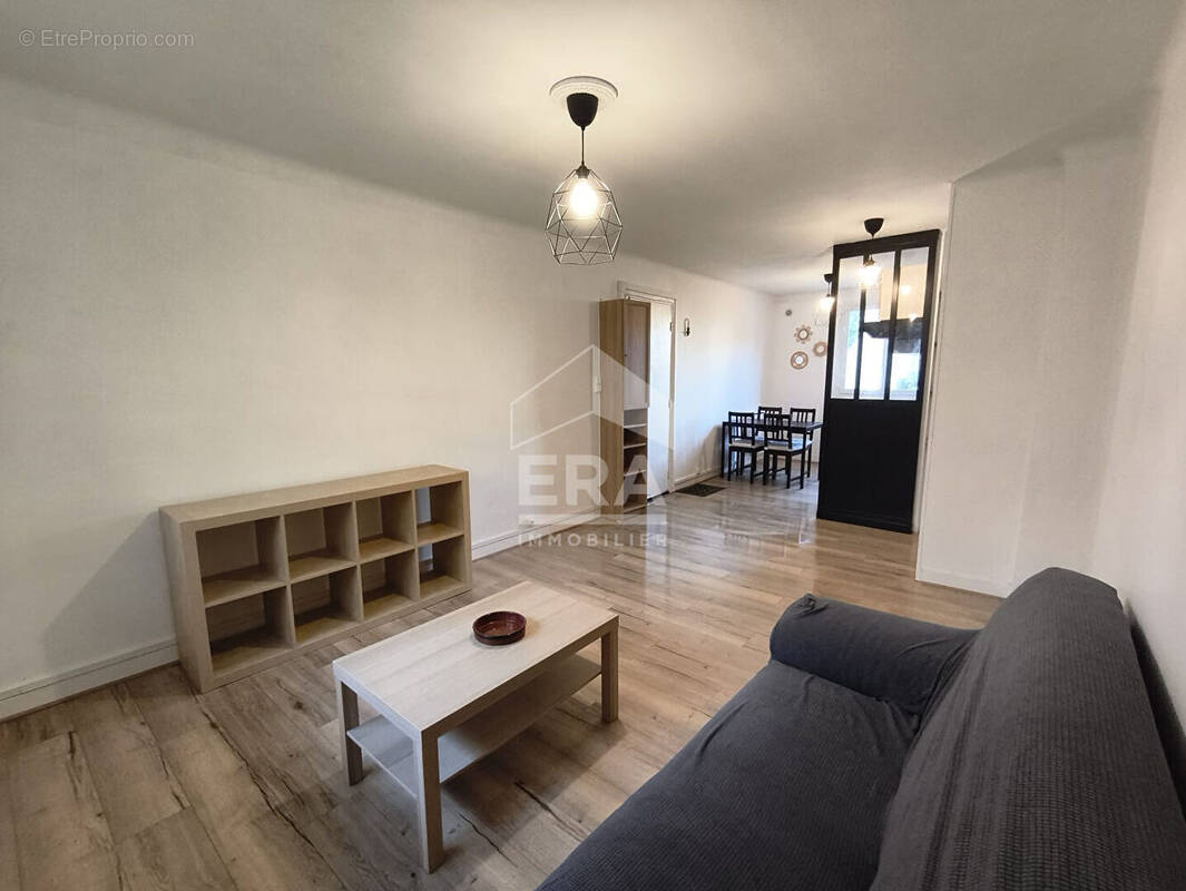 Appartement à OULLINS
