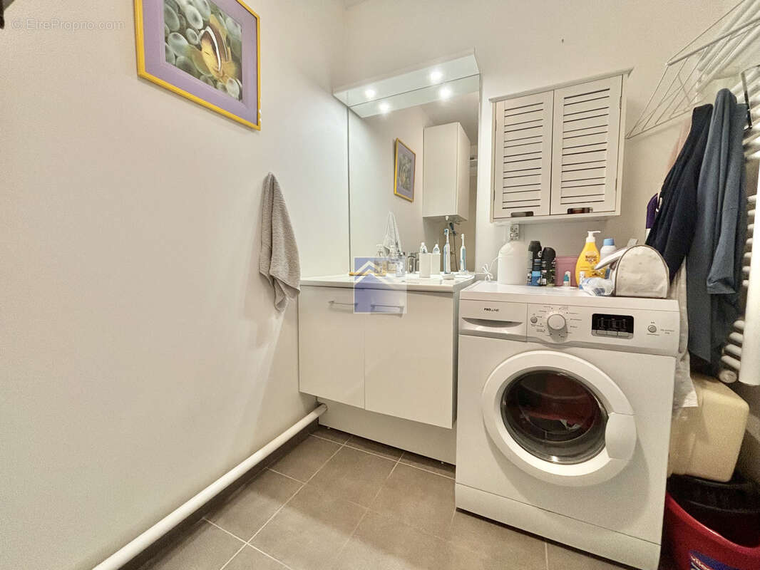 Appartement à COLOMBES