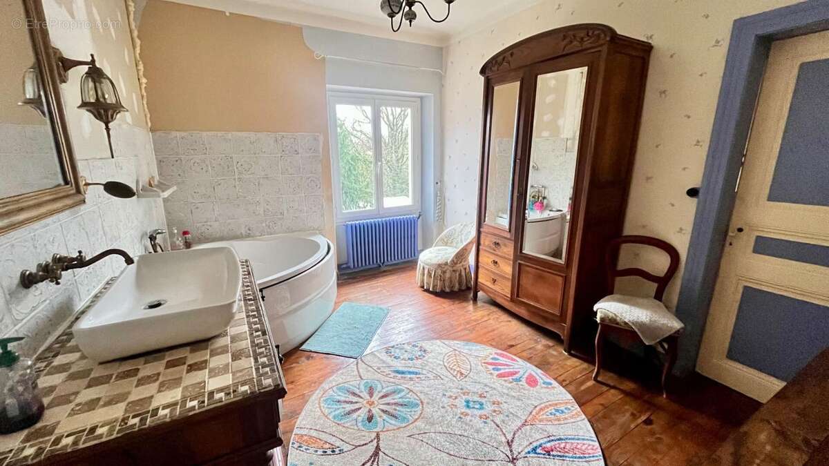 Maison à SAINT-BENOIT-DE-CARMAUX