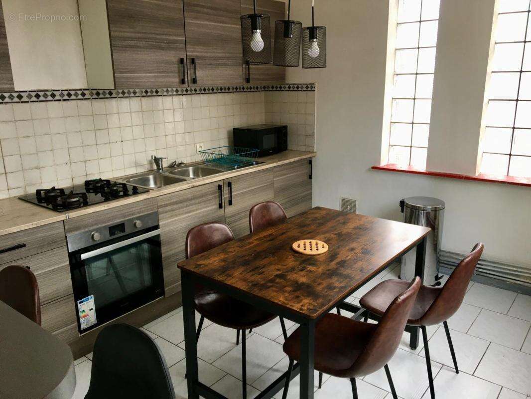 Maison 212 m² à Tourcoing  - photo 2