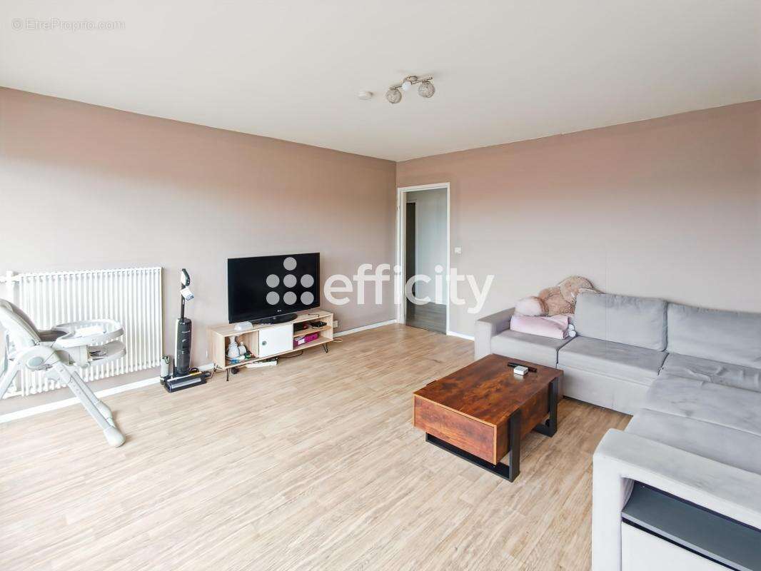 Appartement à LE PETIT-QUEVILLY