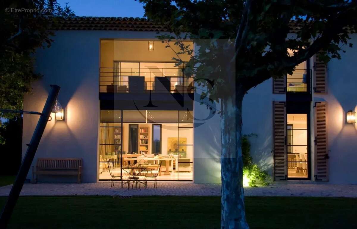 Maison à AIX-EN-PROVENCE