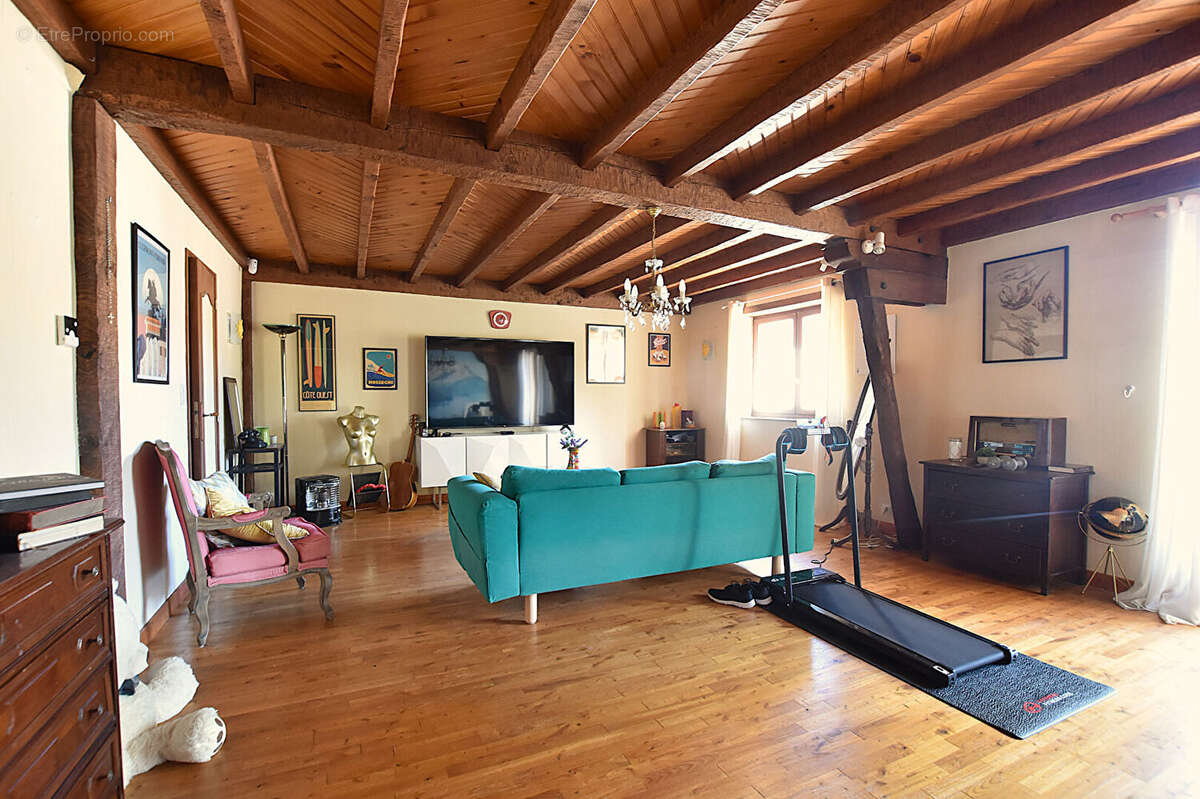 Maison à SAINT-CHRISTOPHE