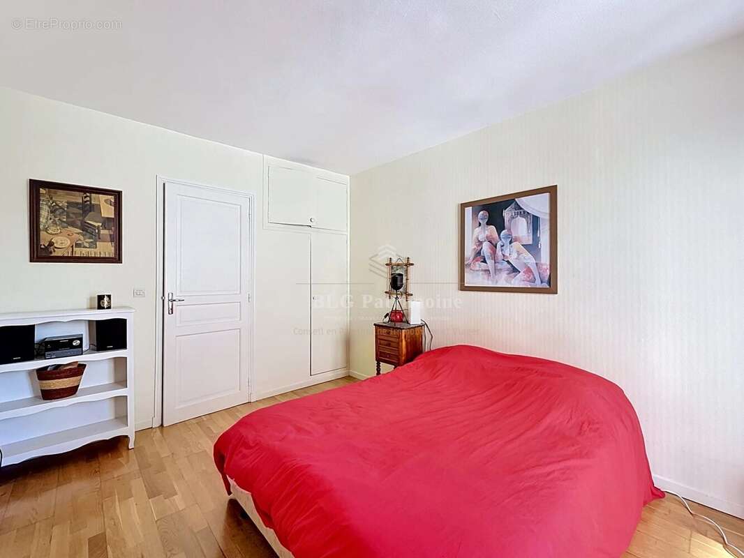 Appartement à PARIS-20E