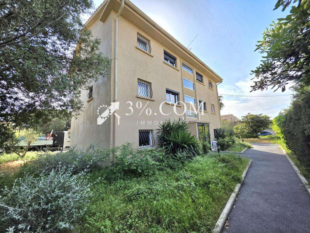 Appartement à FREJUS