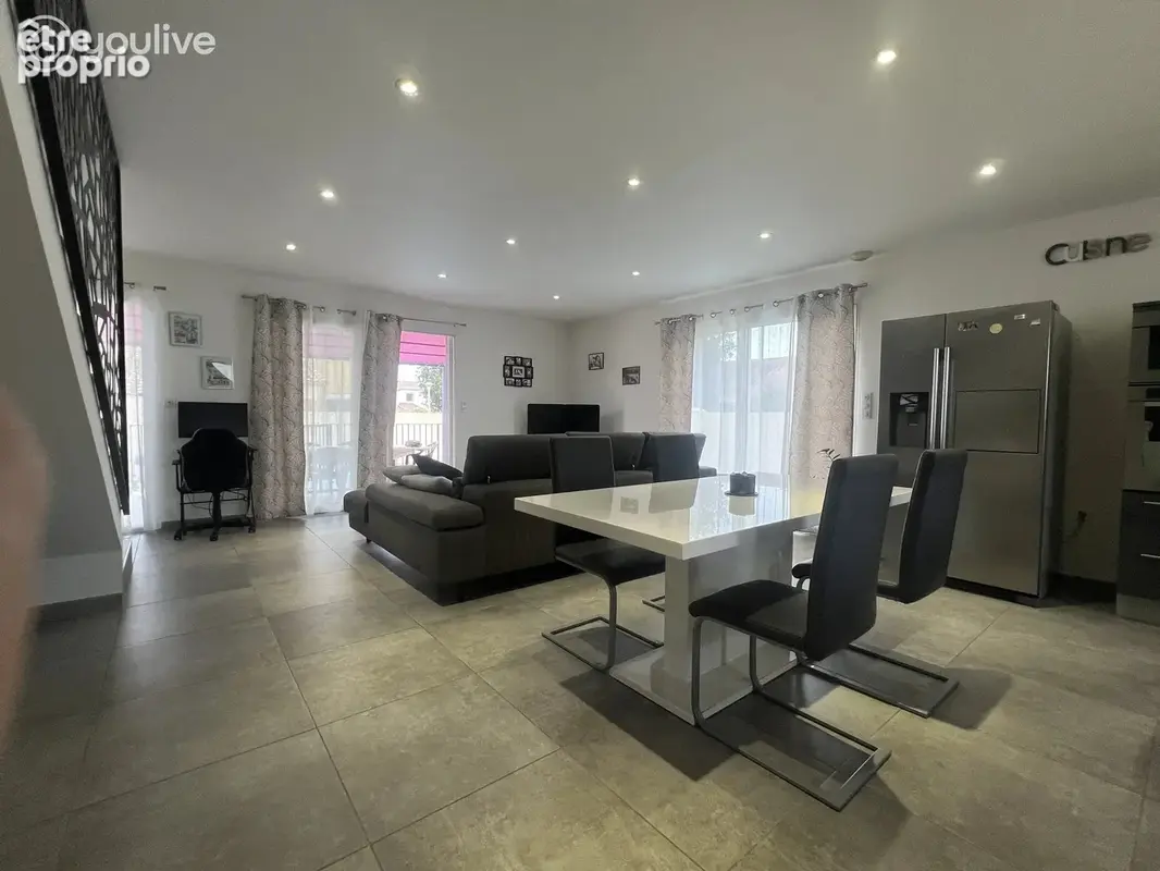  arles – coup de cœur !  maison 94 m² avec piscine, garage & jardin – dpe a ! - photo 2