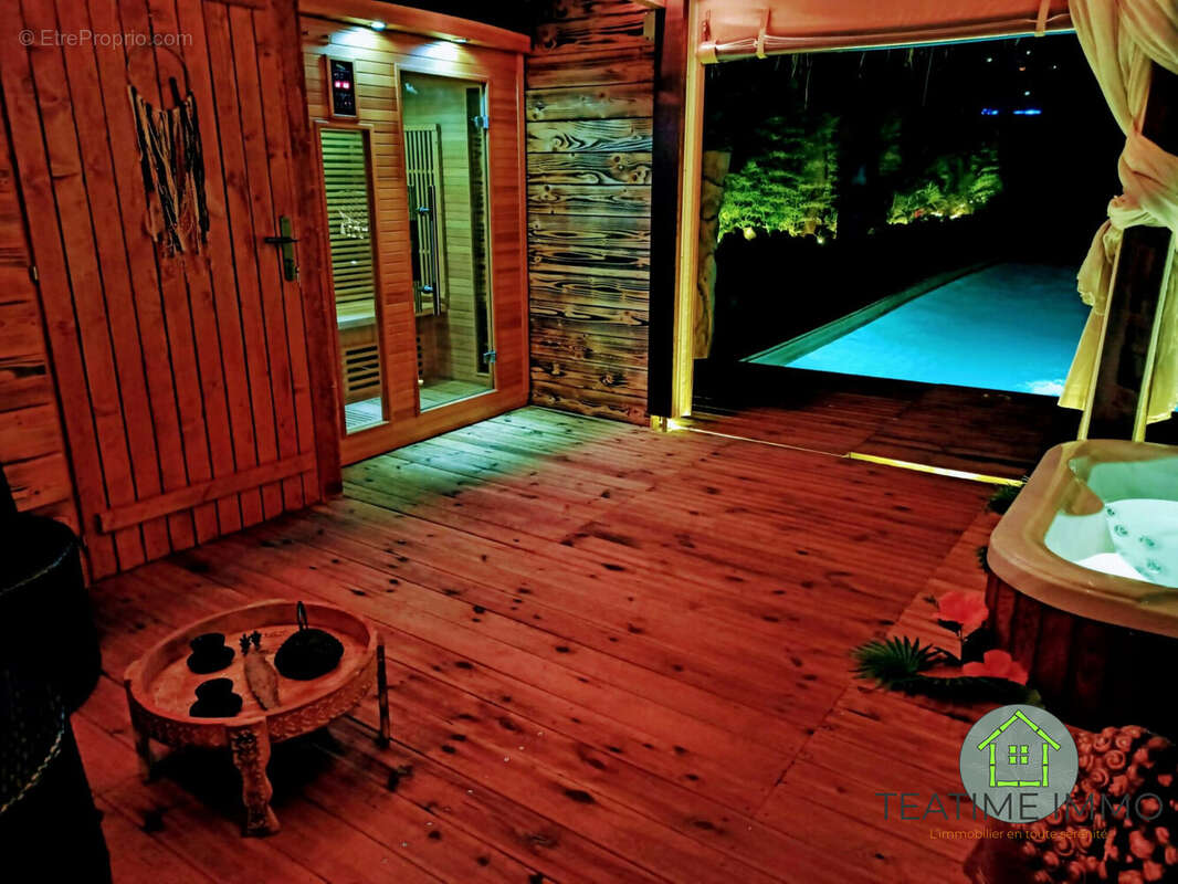 Sauna Jacuzzi vue piscine Maison La Farlede - Maison à LA FARLEDE