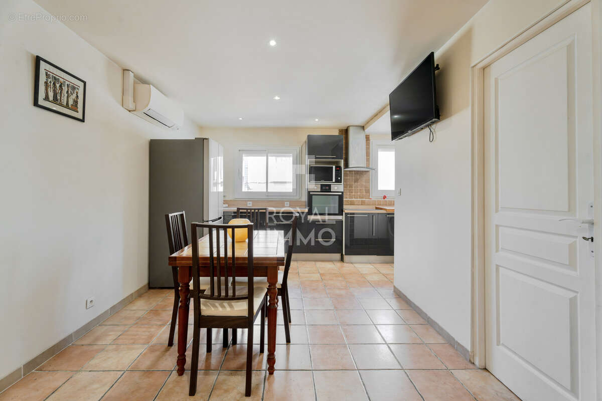 Appartement à LE PRADET