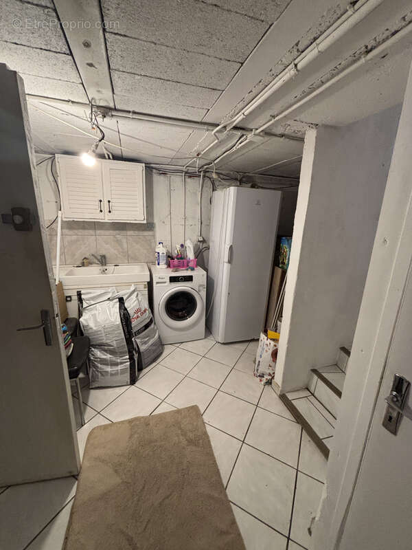 Maison à JOUY-LE-CHATEL