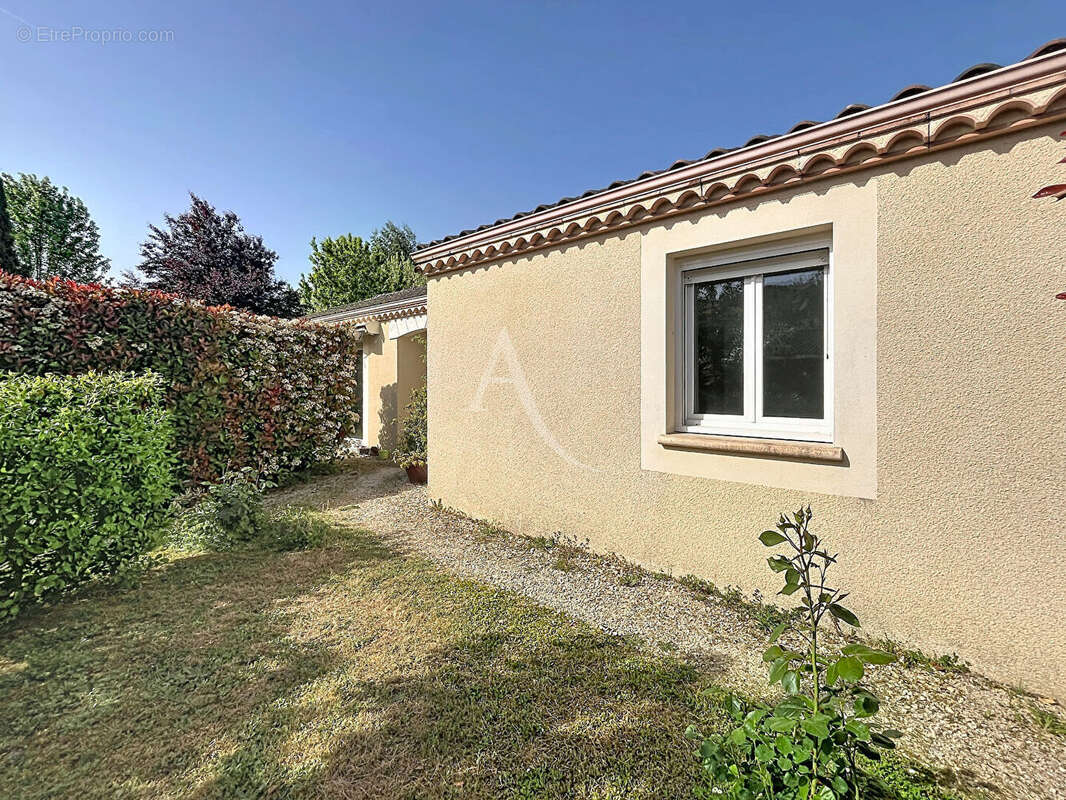 Maison à PRAYSSAC