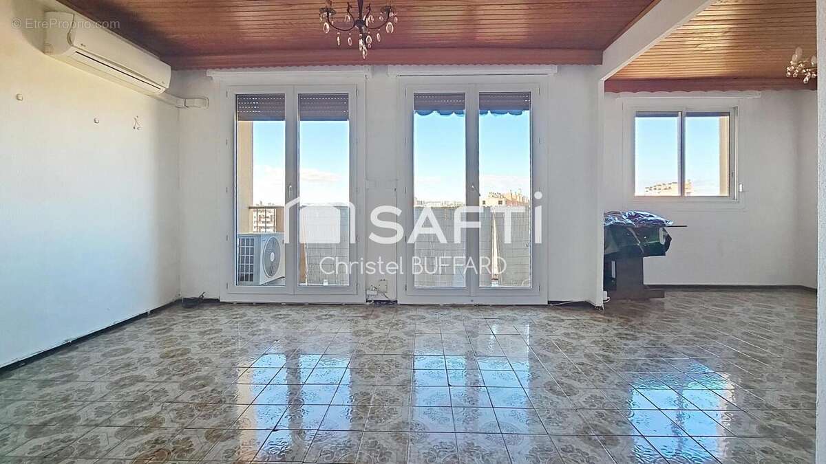 Photo 2 - Appartement à MARSEILLE-10E