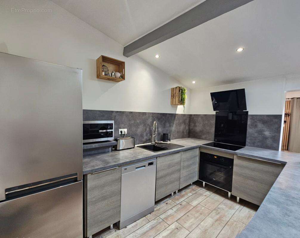 Maison à TONNAY-CHARENTE