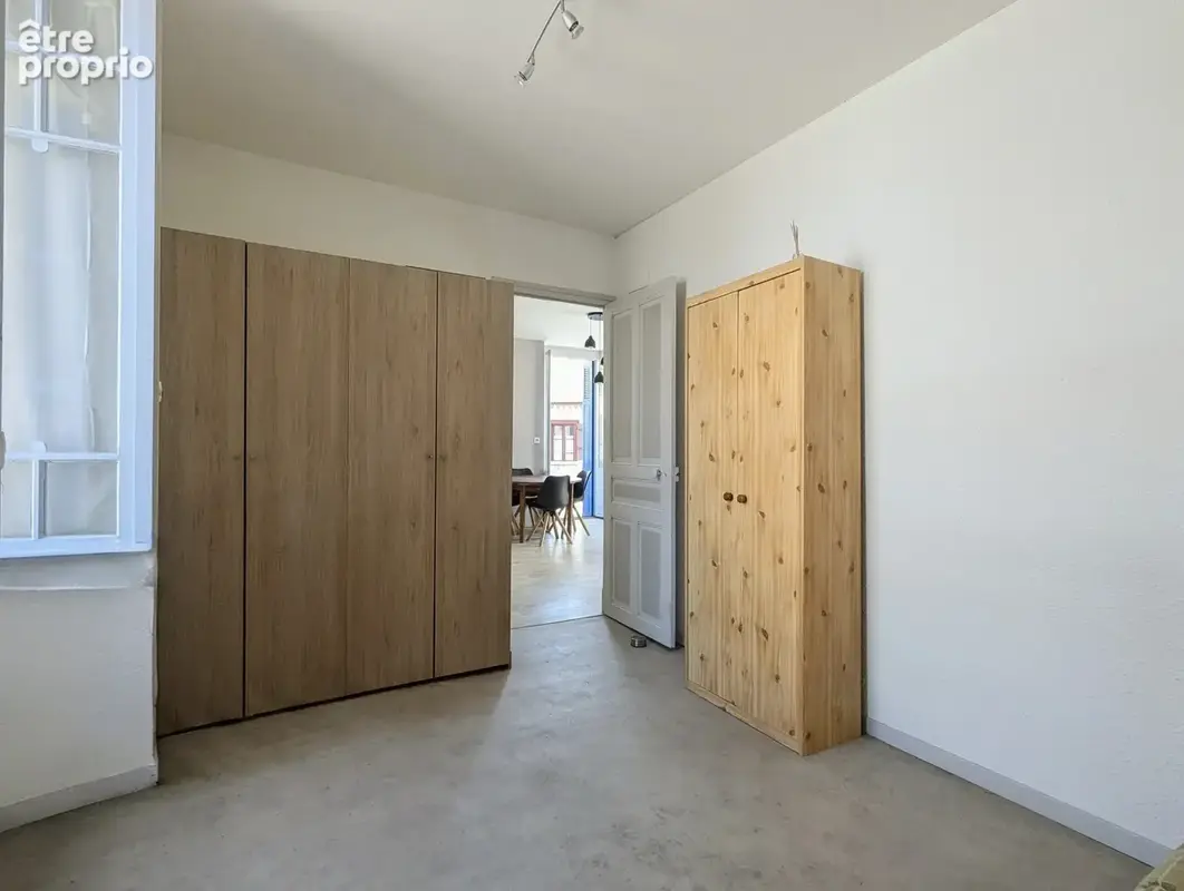 Appartement T2 · Argelès-Gazost ville haute · Balcon vue Hautacam · Parking privatif . Cave - photo 12