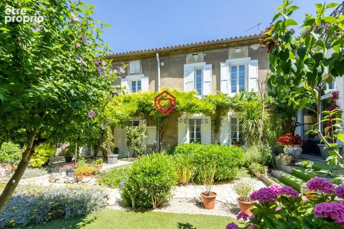 Photo Maison à Olonzac au prix de 695 000€