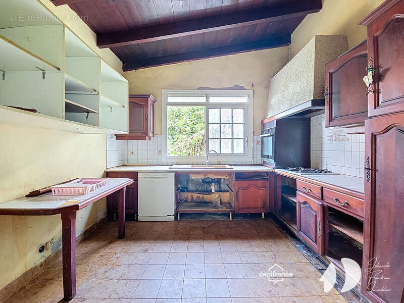 Maison à PETIT-BOURG