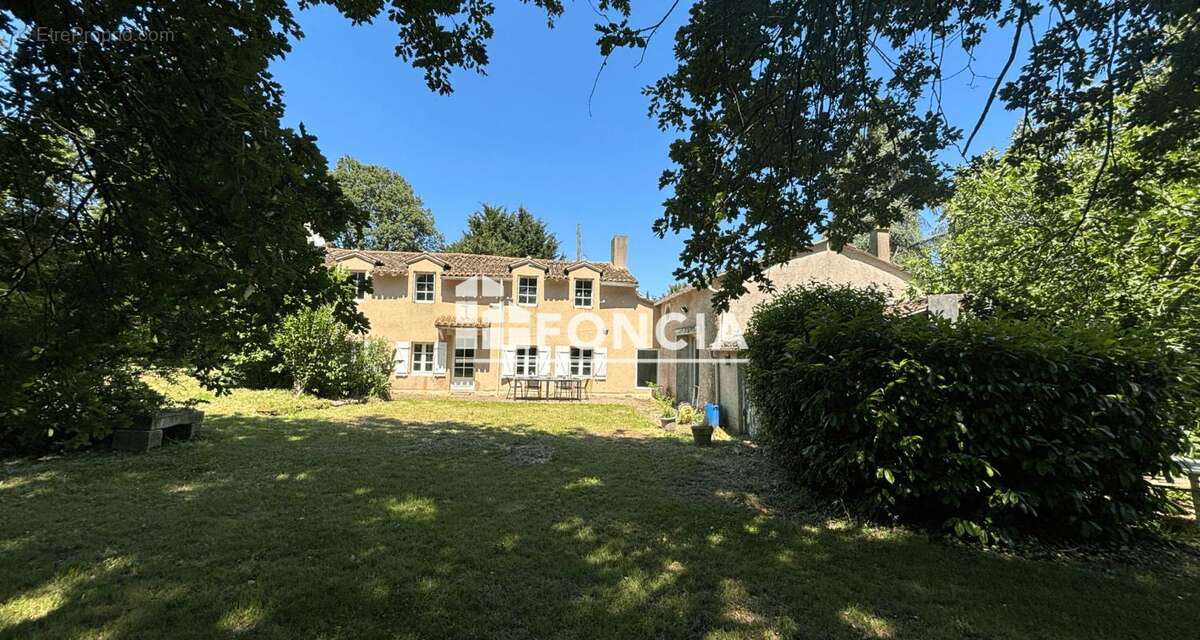 Maison à BERUGES