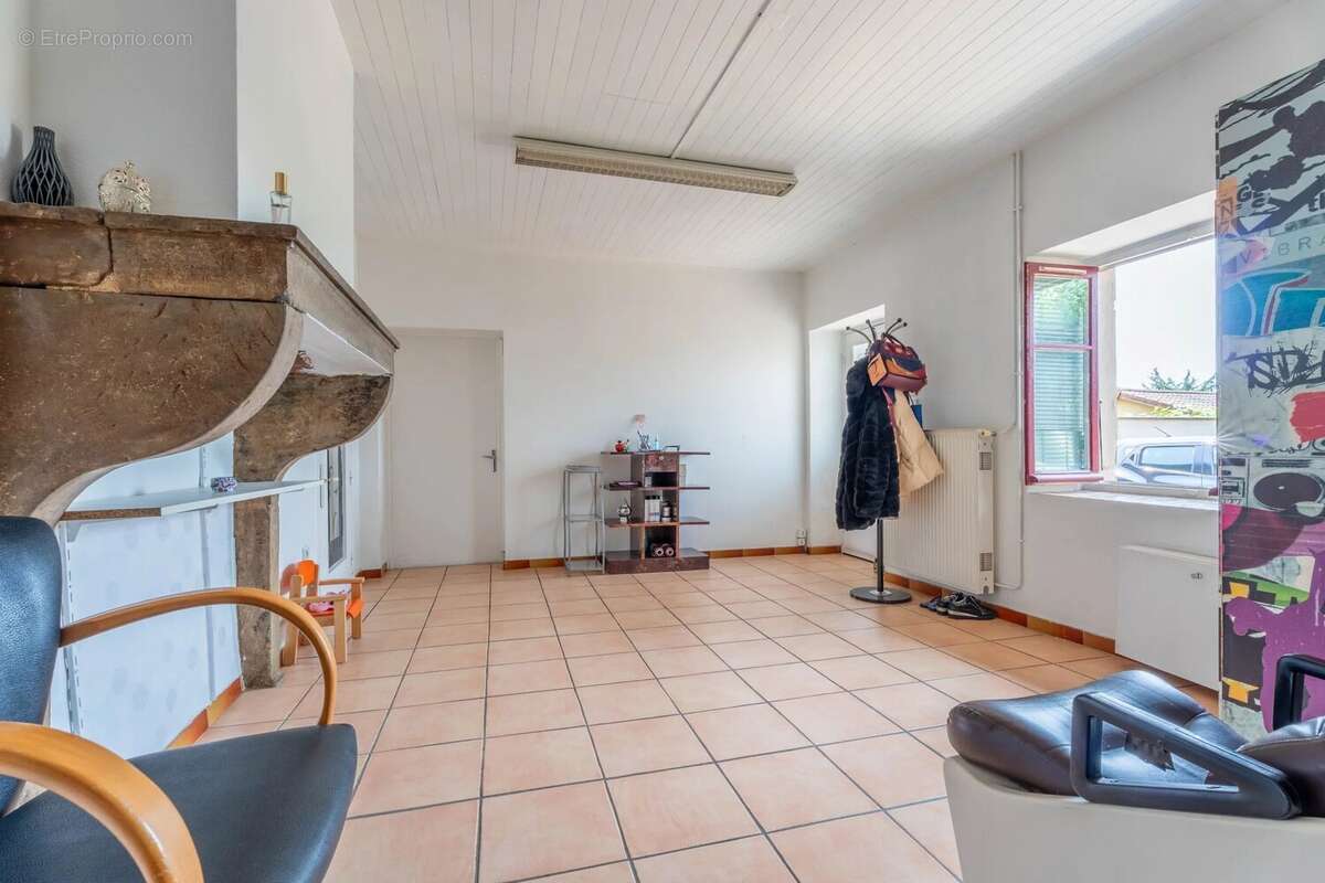 Maison à MIONS
