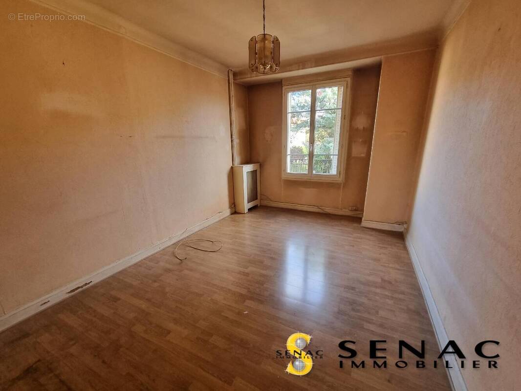 Appartement à SAINT-PRIX