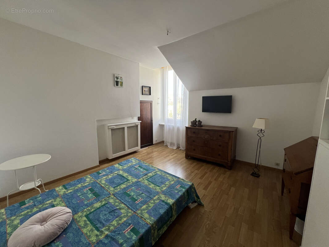 Maison à SAMOIS-SUR-SEINE